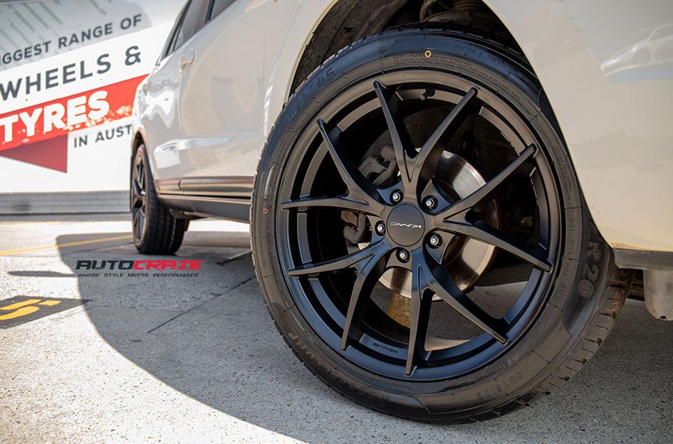 HYUNDAI SANTA FE WISHBONE SATIN BLACK